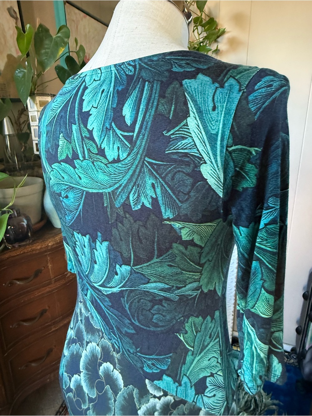 Soft Surroundings Nanette Dress in Gecko Leaf Tropical Green, small - Picture 10 of 15